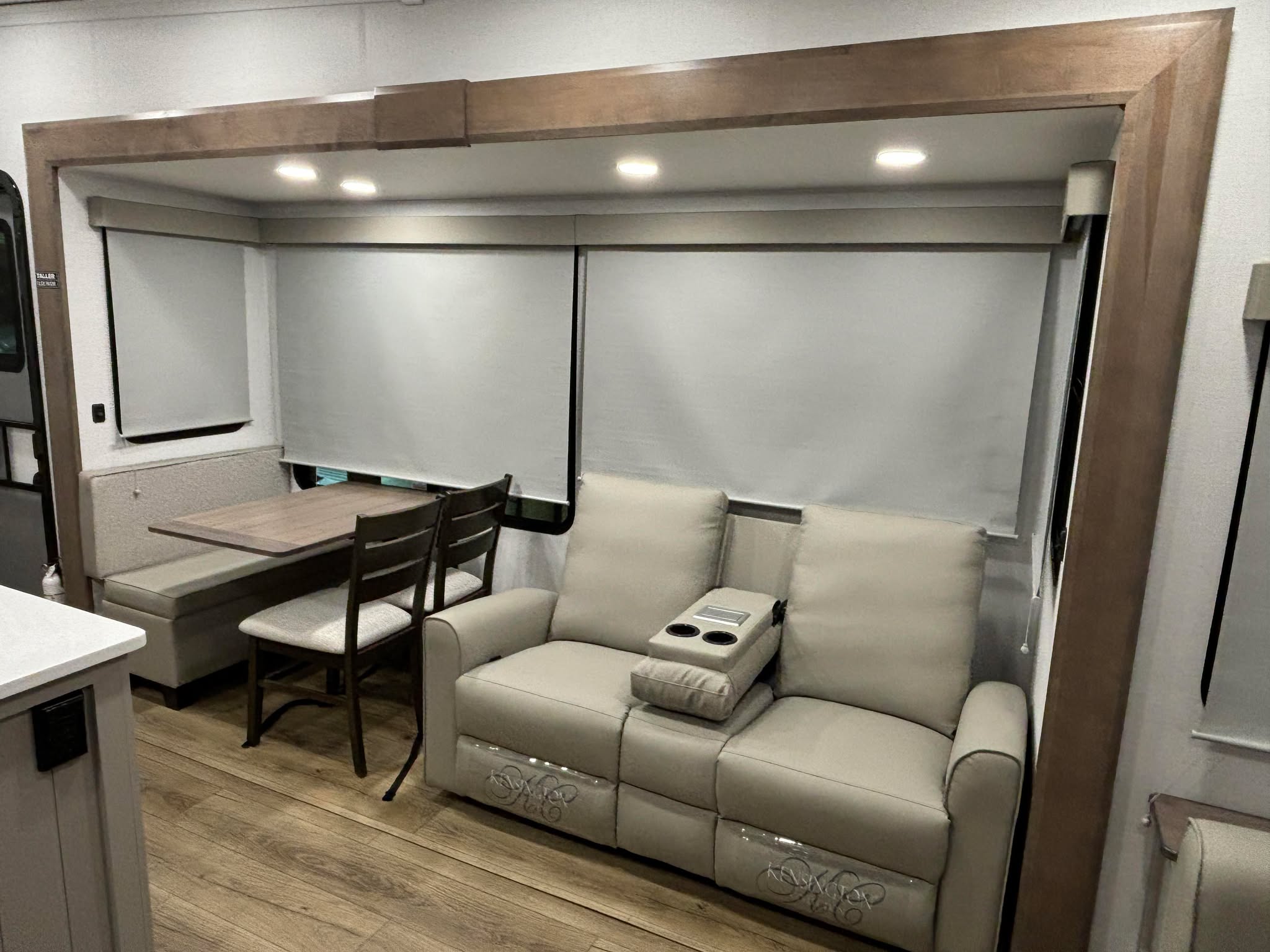 ROULOTTES MLR AVENUE 32RLS 2025 9
