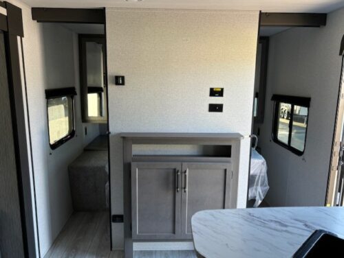 ROULOTTES MLR HIDEOUT 261BH 2025 17