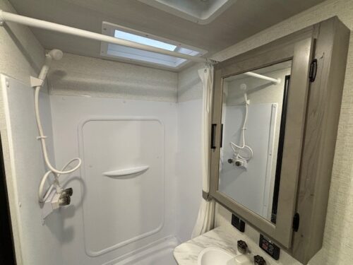 ROULOTTES MLR HIDEOUT 31BRD 2024 16