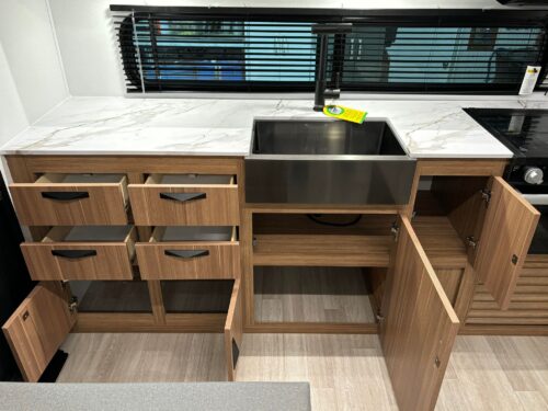 ROULOTTES MLR PASSPORT 2450RK 2025 12