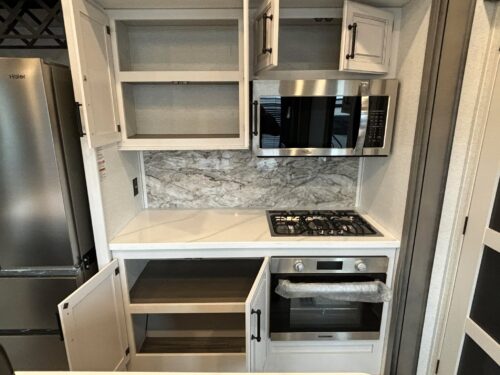 ROULOTTES MLR RETREAT 39FLFT 2025 11