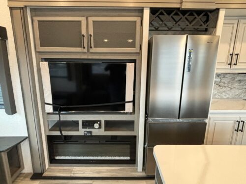 ROULOTTES MLR RETREAT 39FLFT 2025 12