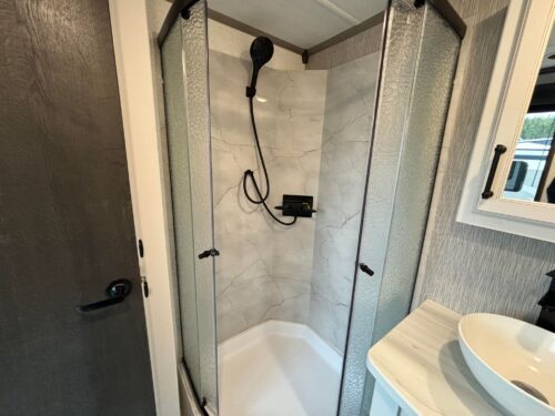ROULOTTES MLR RETREAT 39FLFT 2025 20