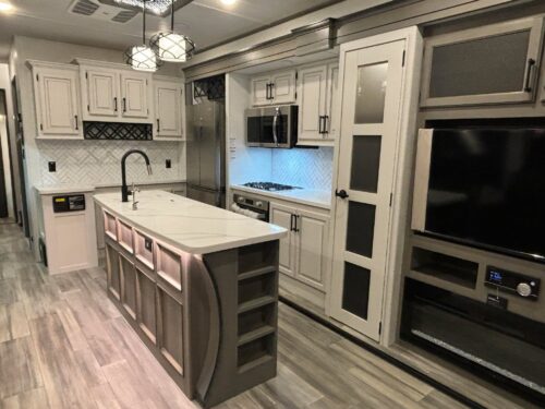ROULOTTES MLR RETREAT 39LOFT 2025 8