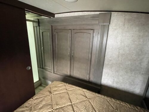 ROULOTTES MLR WINNEBAGO 28SGS 2017 12