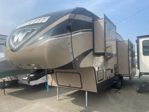 ROULOTTES MLR WINNEBAGO 28SGS 2017 2