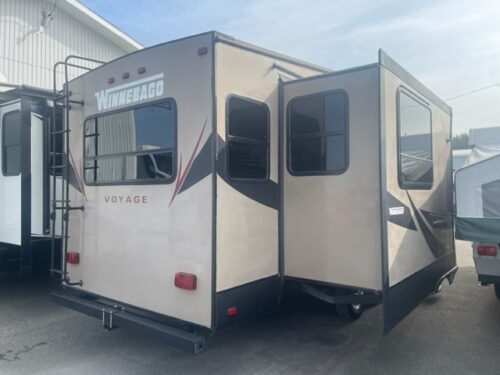 ROULOTTES MLR WINNEBAGO 28SGS 2017 4