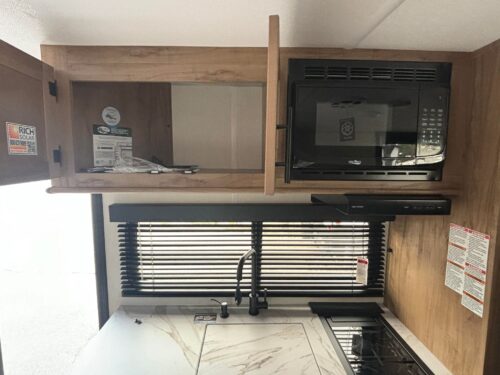 ROULOTTES MLR WOLF PUP 16BHSW 2025 11